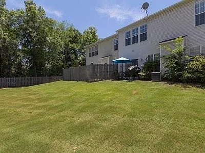12415 Crowley Ct — Photo 6