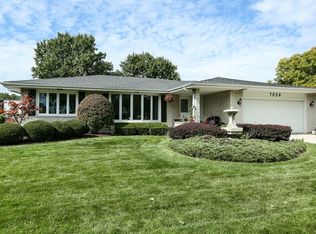 7026 Exner Rd, Darien, IL 60561