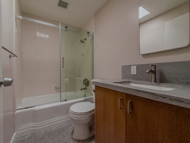 16703 Alginet Pl — Photo 48
