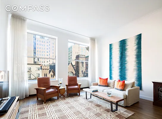 Sold by Compass | media 2