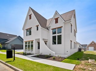 5376 Crescent St, Springdale, AR 72762