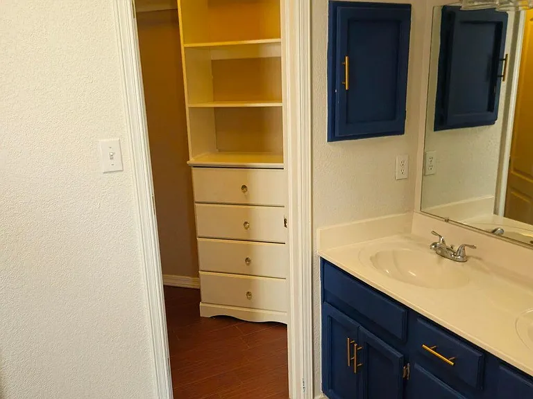 7337 Canyon Run Dr — Photo 10