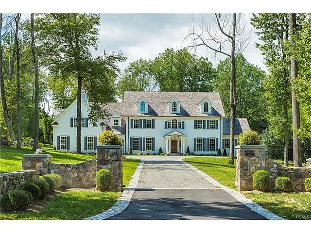 334 Hook Rd photo 1