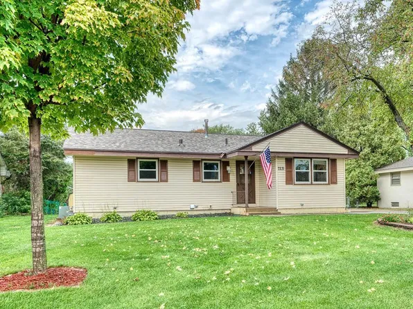 7231 Emerson Ave N, Brooklyn Center, MN 55430