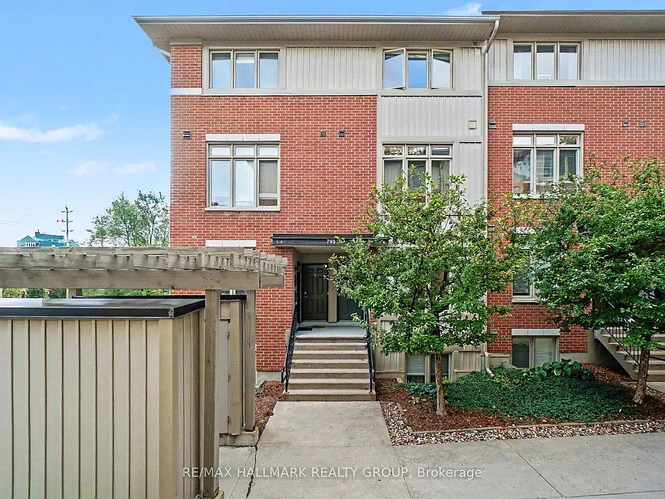 795 Montreal Rd #4