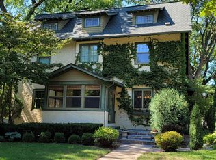 2524 Humboldt Ave S, Minneapolis, MN 55405