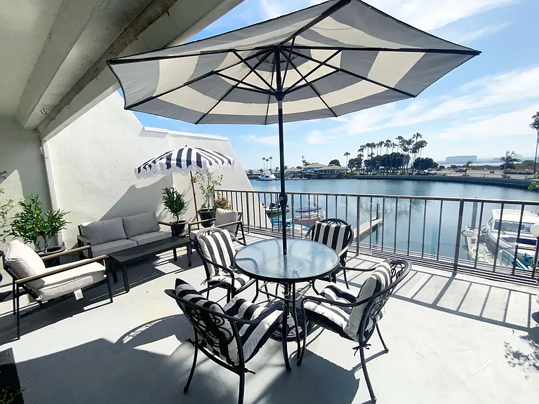 6 Antigua Ct — Photo 3