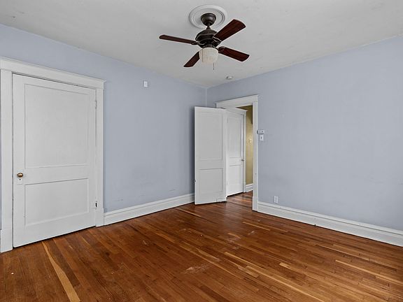 2nd image of 2116 Geyer Ave Floor 1