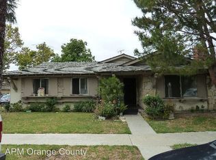 2731 W Aurora St APT 1, Santa Ana, CA 92704