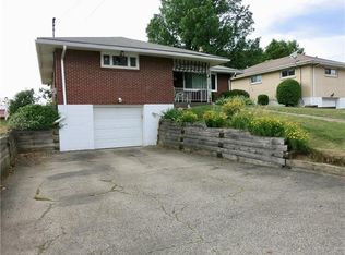 1945 Outlook Dr, Verona, PA 15147