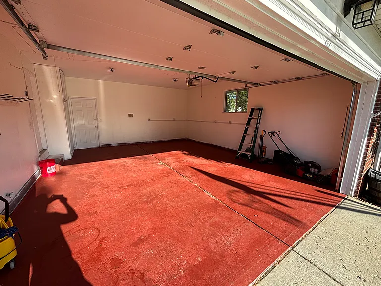326 Pepperton Dr — Photo 10