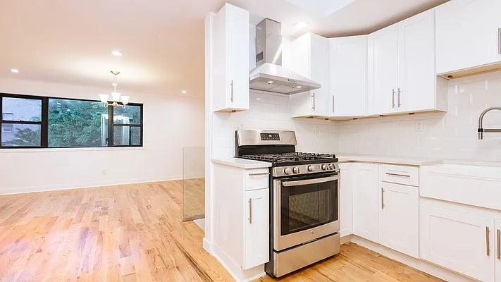 Rented by Nooklyn NYC LLC | media 1