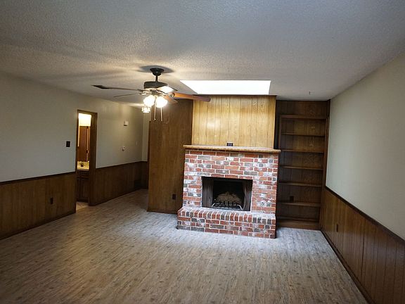 3rd image of 7902 Aberdeen Ave #7902