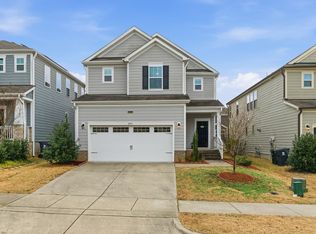 2913 Macbeth Ln, Apex, NC 27502