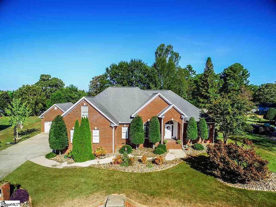 1st image of 4 Lauren Leigh Ct