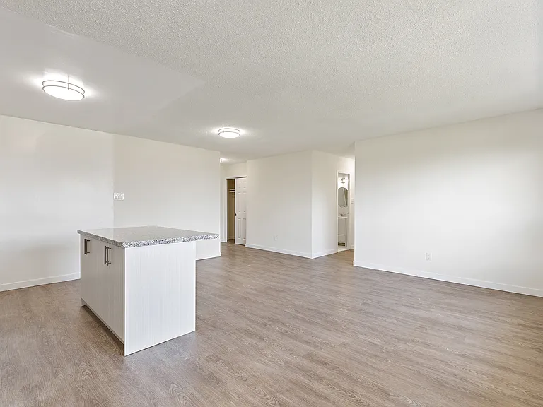 101 Driftwood Ave — Photo 12