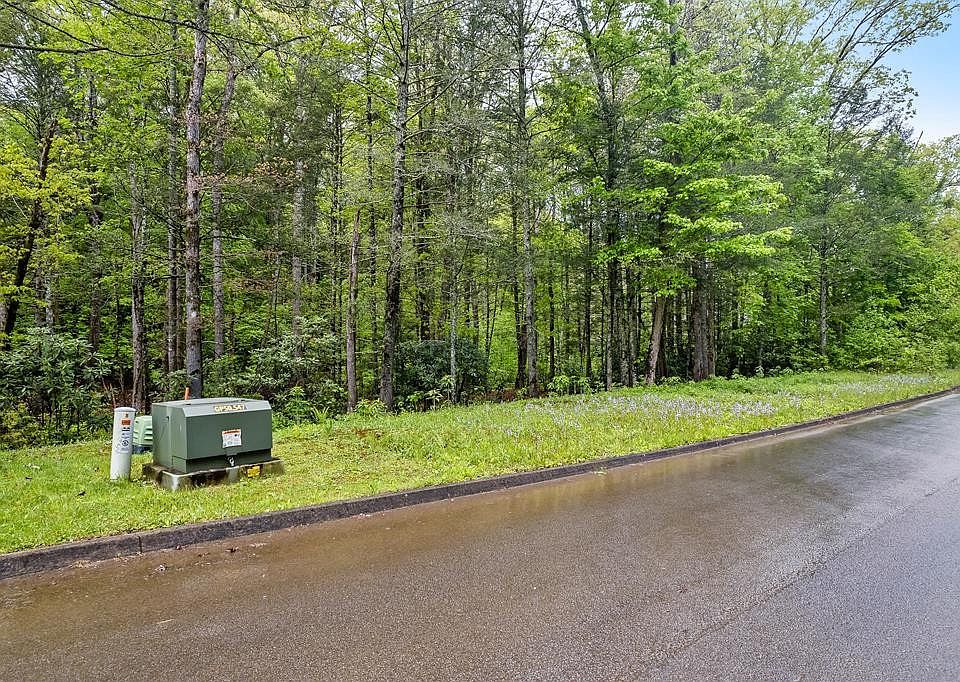 1st image of 12 Trillium Cove Ln Lot 12