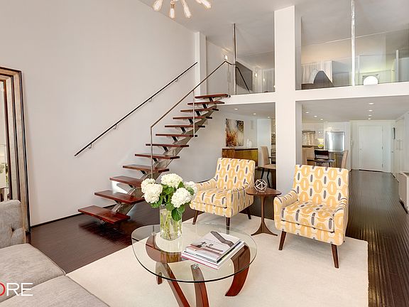 2nd image of 121 W 20th St APT 5D