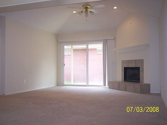 16'x15' Living Area