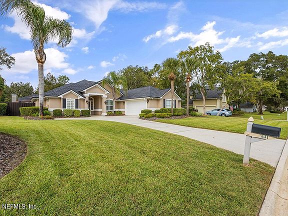 5th image of 941 DEWBERRY Drive S