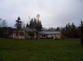 23300 Gunderson Rd, Mount Vernon, WA 98273