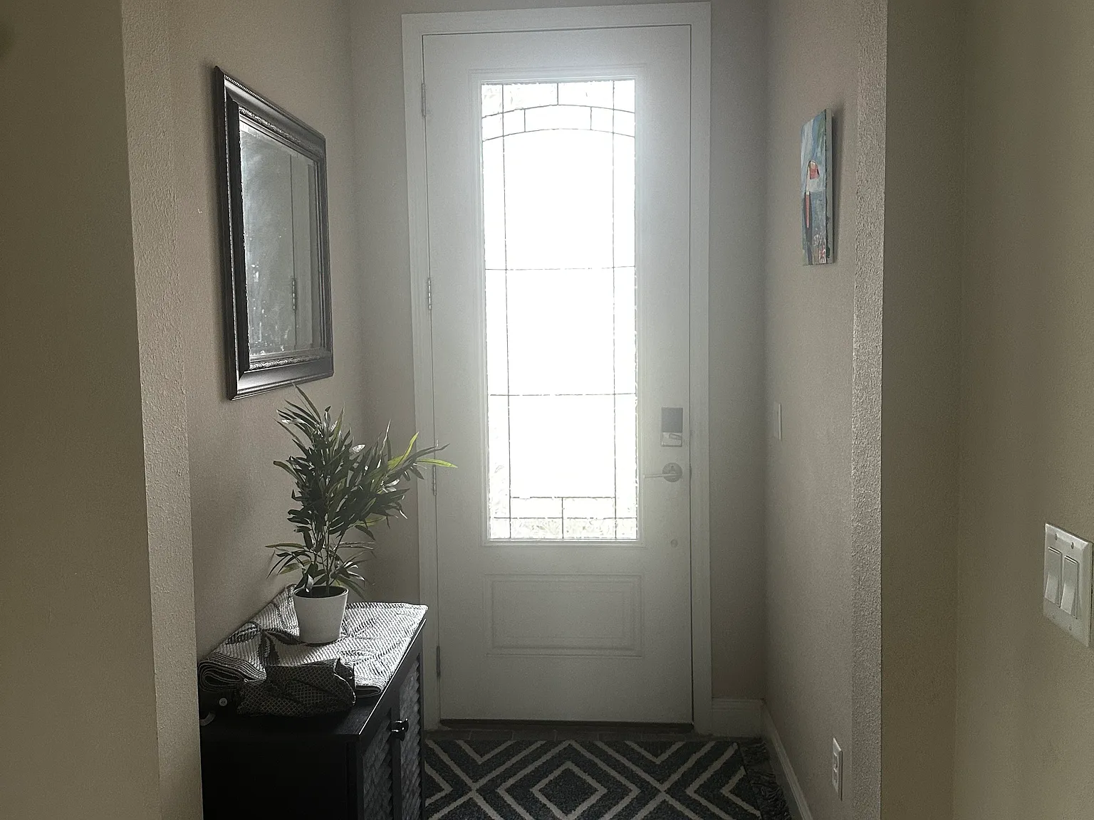 4 bed, 2641 sqft, $3,300 — Photo 4