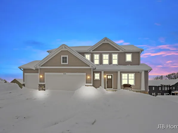 8286 Bauerridge Ave, Jenison, MI 49428