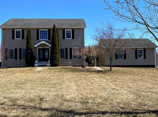 1025 Kronner Rd, Columbus, MI 48063