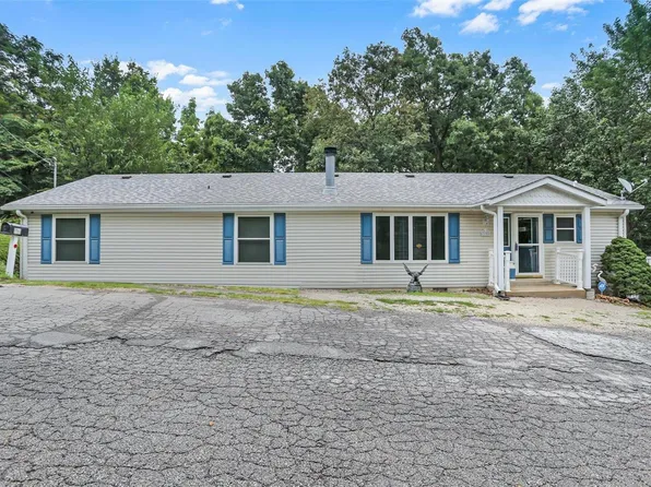 3105 Quiet Forest Dr, Imperial, MO 63052