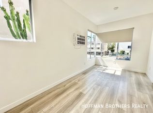 318 S Mariposa Ave APT 14, Los Angeles, CA 90020