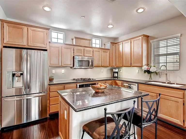 2540 Escala Cir — Photo 6
