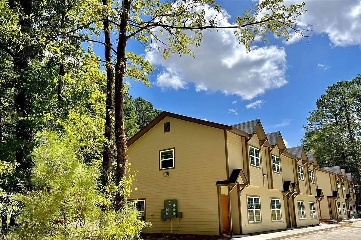 Building Photo - 1549 Maple Springs Rd