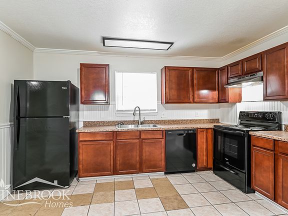 5th image of 3630 Seville Dr