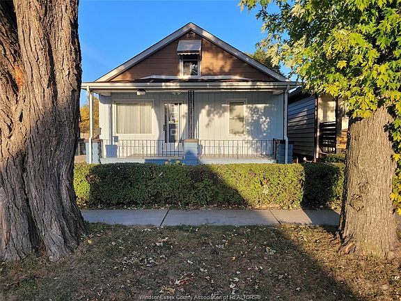 2nd image of 2276 Charl Ave