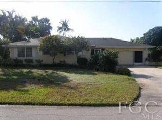 122 SW 57th Ter, Cape Coral, FL 33914