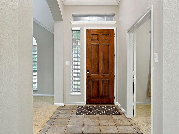 4th image of 1229 Chinkapin Pl