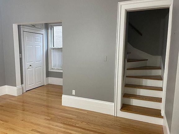 2nd image of 75 Park Ave