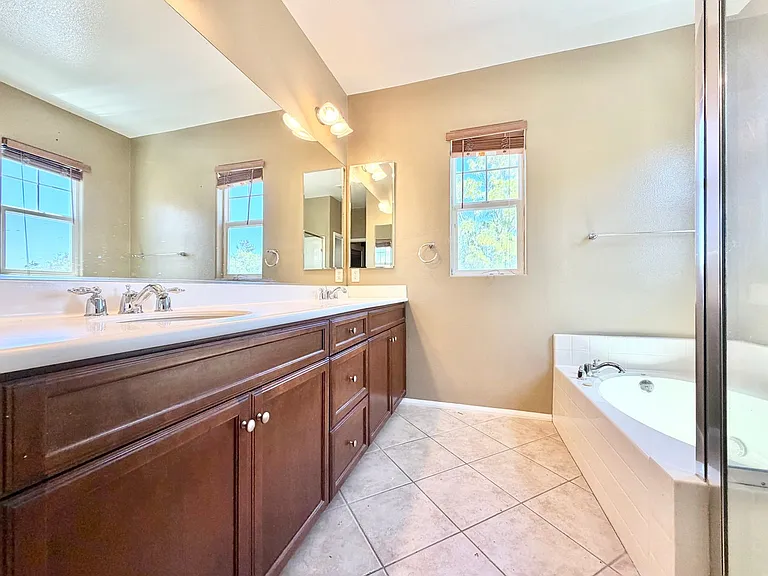 28853 Sarasota Way — Photo 32