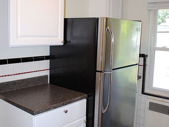 4th image of 3424 Shaw Ave #4451634