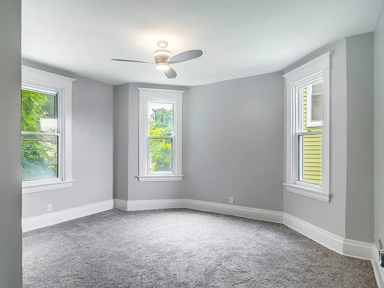 1618 Dagmar Ave — Photo 13