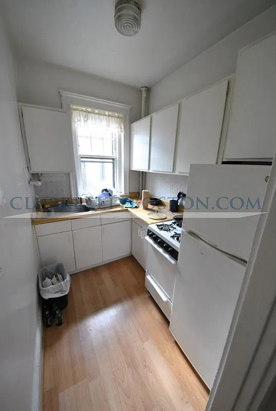 Studio, 1.0 bath, $1,950 — Photo 2