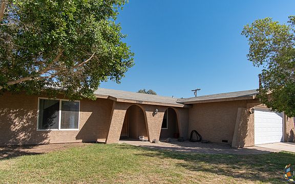 2nd image of 2089 Murray Dr