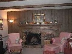 2nd image of 1052 Summit Hills Ln