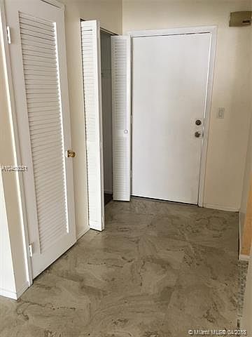 1st image of 1710 NE 191st St #3083