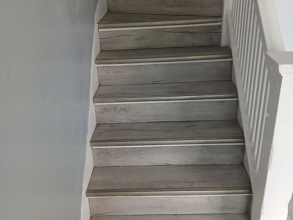 2nd image of 811 Court St
