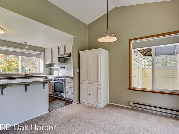 5th image of 2192 Westwood Pl