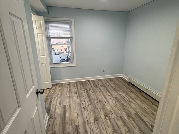 5th image of 136 West St Floor 2
