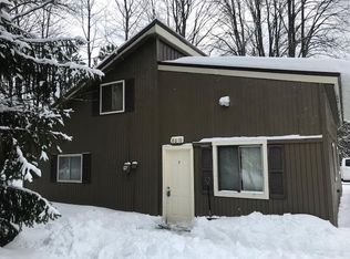 8610 Grassmere Ct, Mancelona, MI 49659