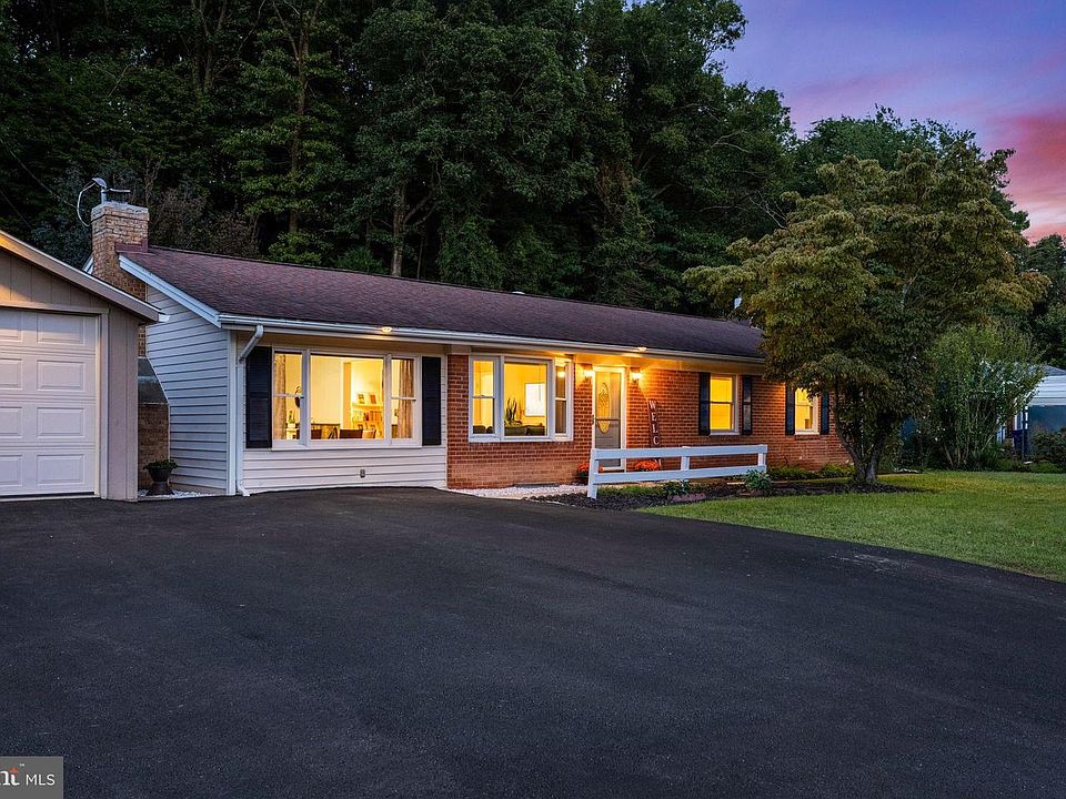 1st image of 4529 Bill Moxley Rd