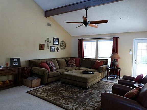 5th image of 516 Hinsdale Dr